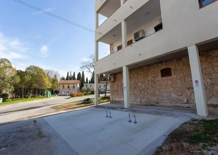 Apartman Lema