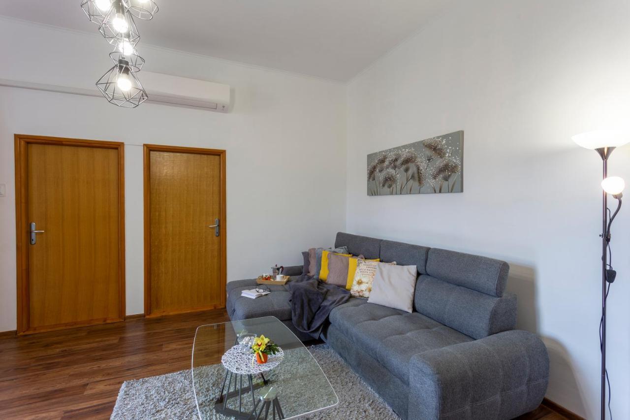 Lema Apartament Pula