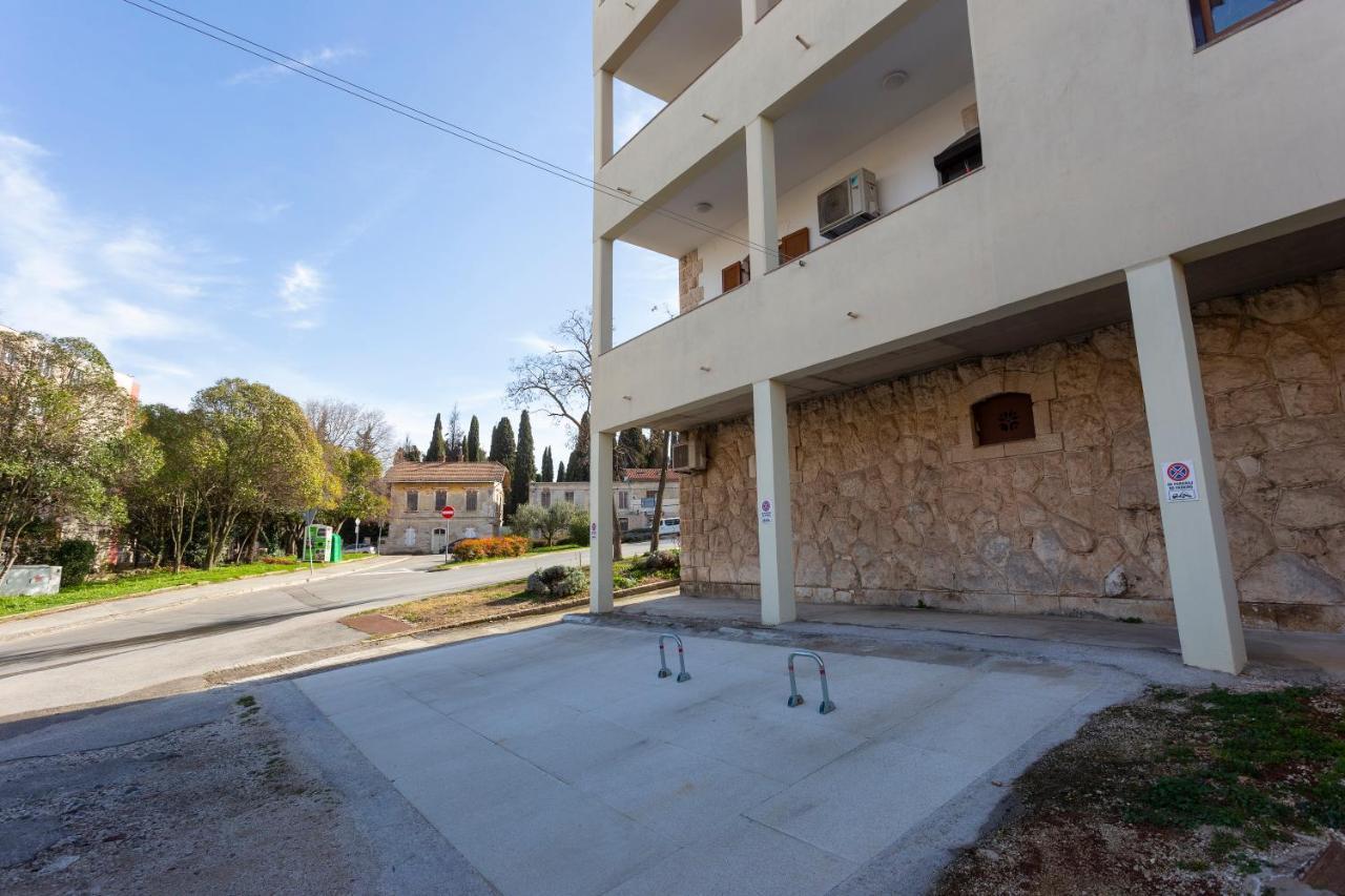 Lema Apartament